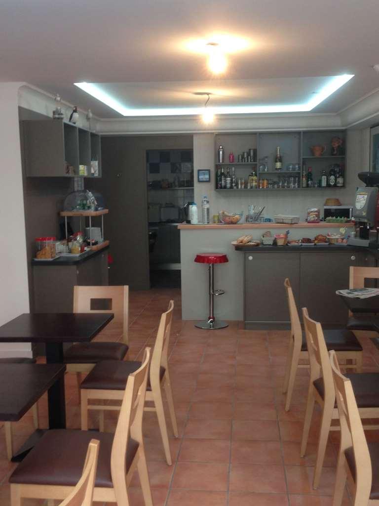 Brit Hotel Des Halles Concarneau Restauracja zdjęcie