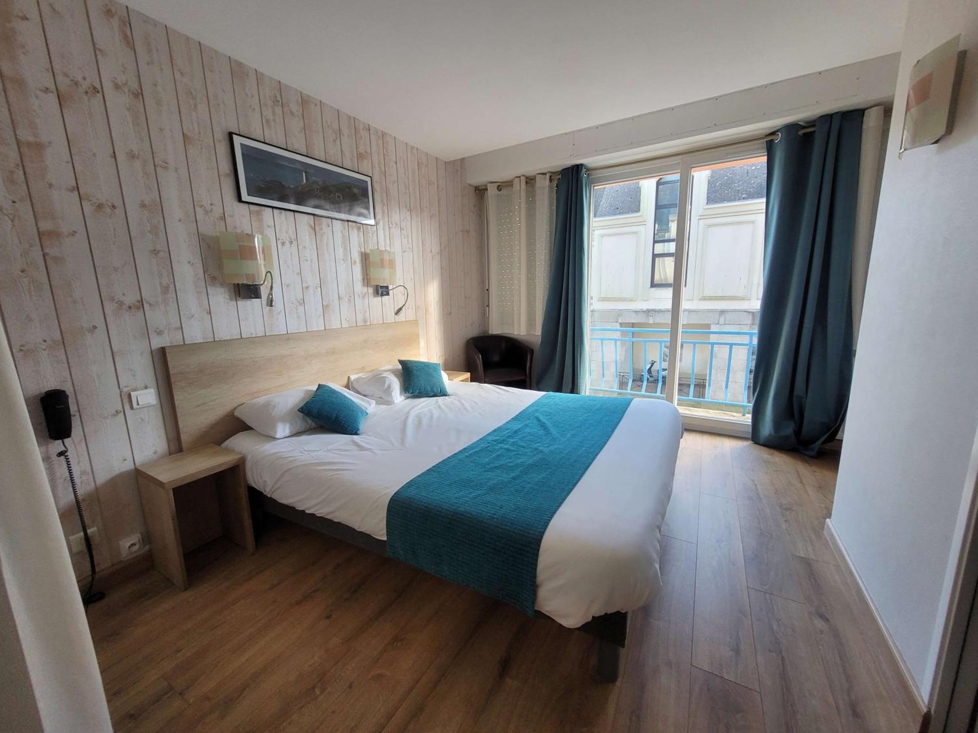Brit Hotel Des Halles Concarneau Zewnętrze zdjęcie