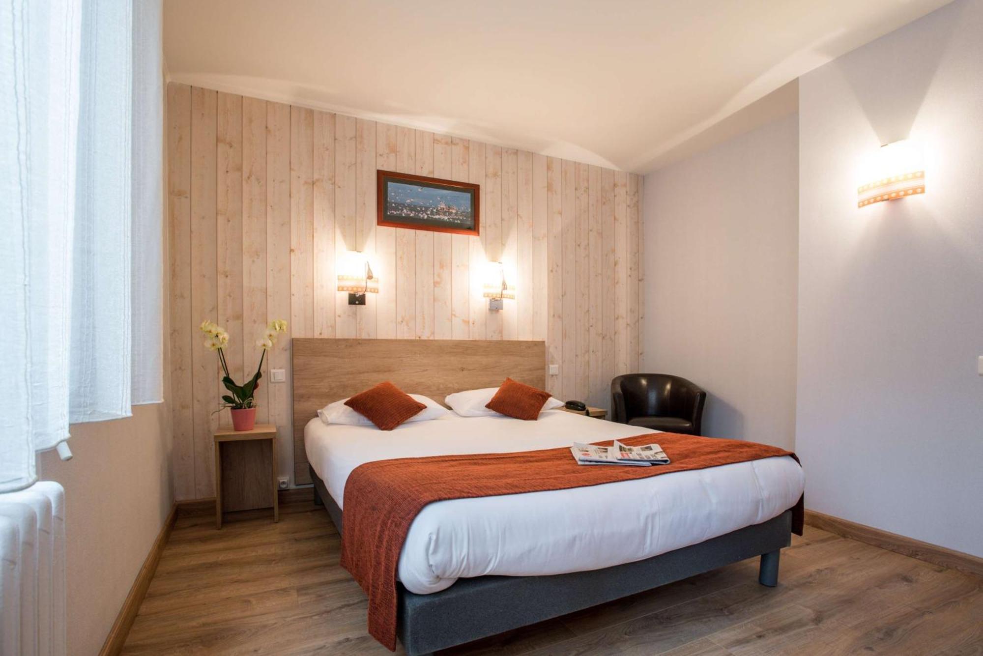 Brit Hotel Des Halles Concarneau Zewnętrze zdjęcie