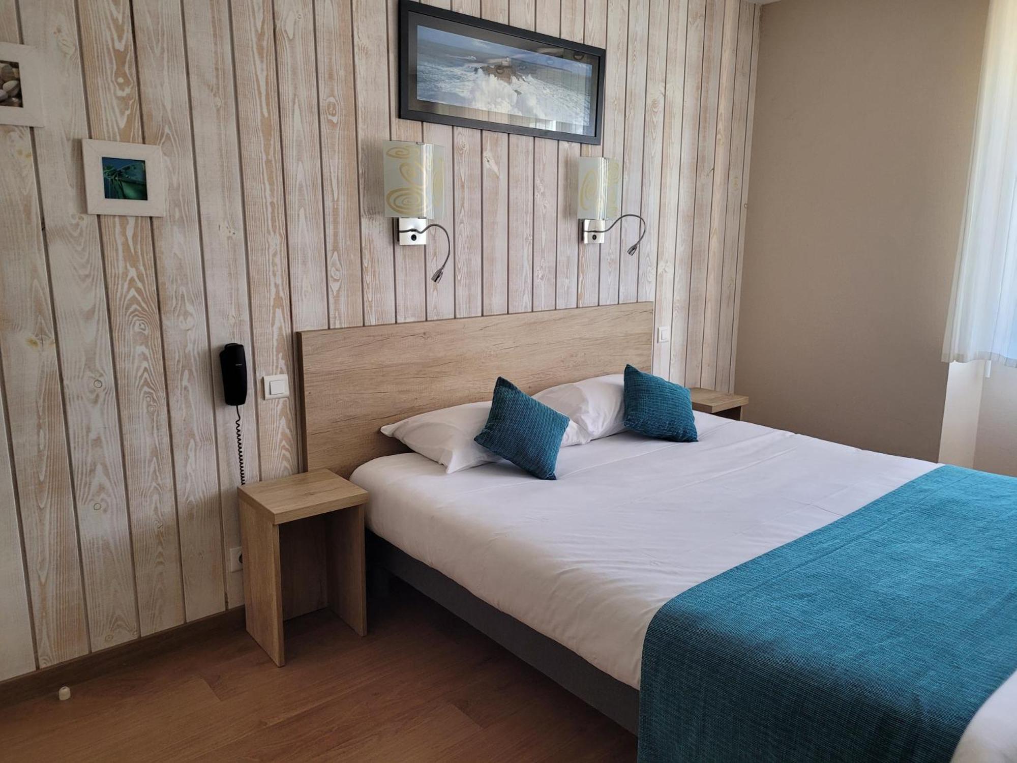 Brit Hotel Des Halles Concarneau Zewnętrze zdjęcie